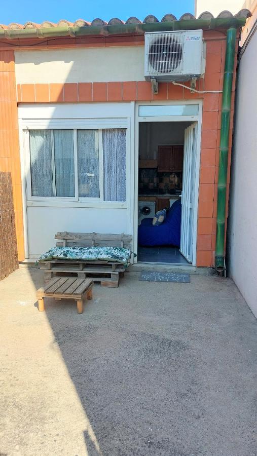 Chez Leslie Et Vincent : Logements Climatises Avec Parking Privatif Perpignan Exterior photo